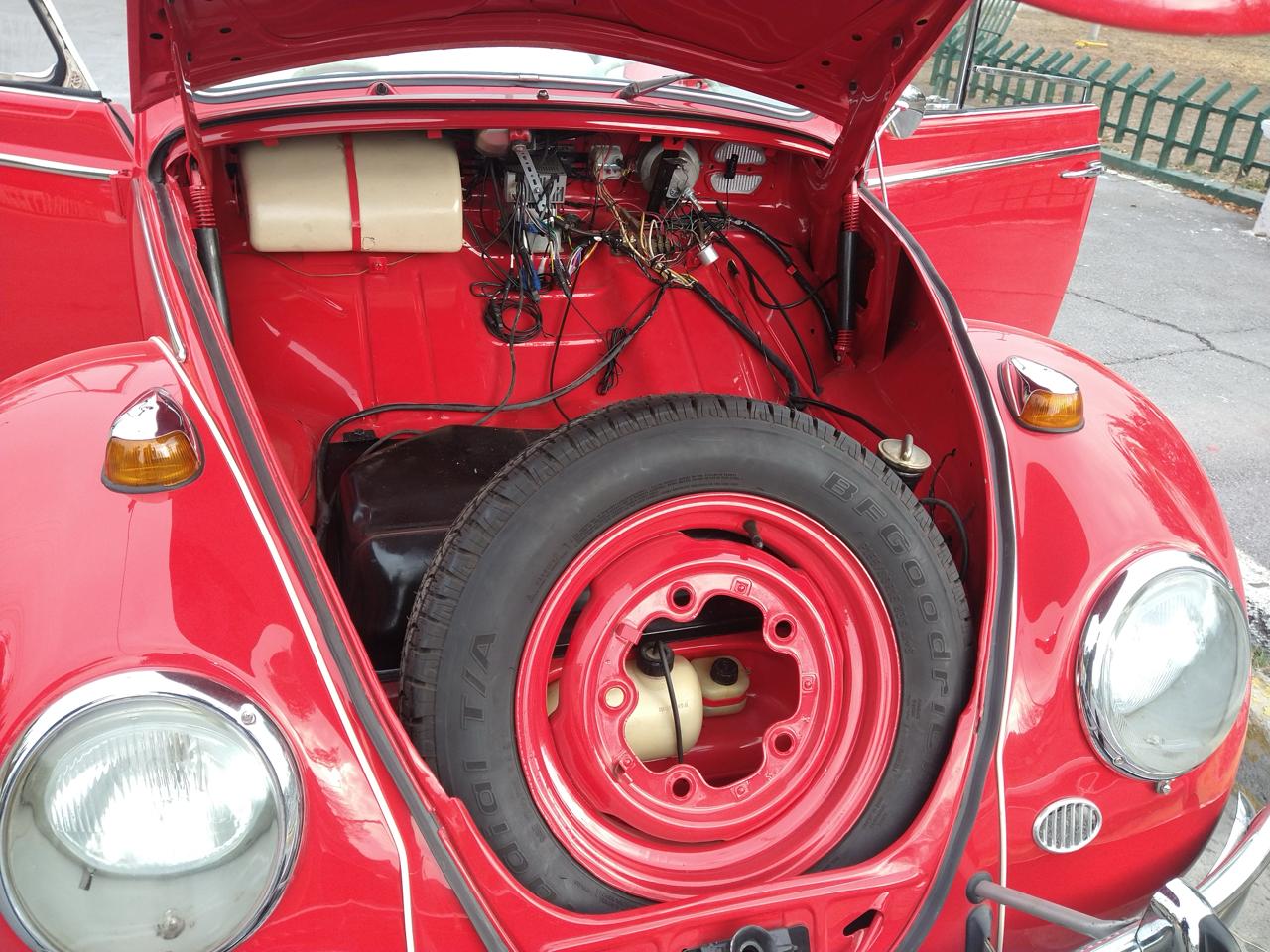 Volkswagen 65 convertible 4