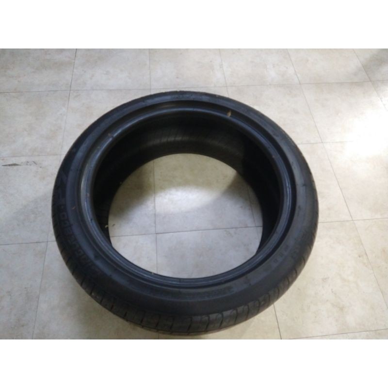 Llanta 225/45 R18